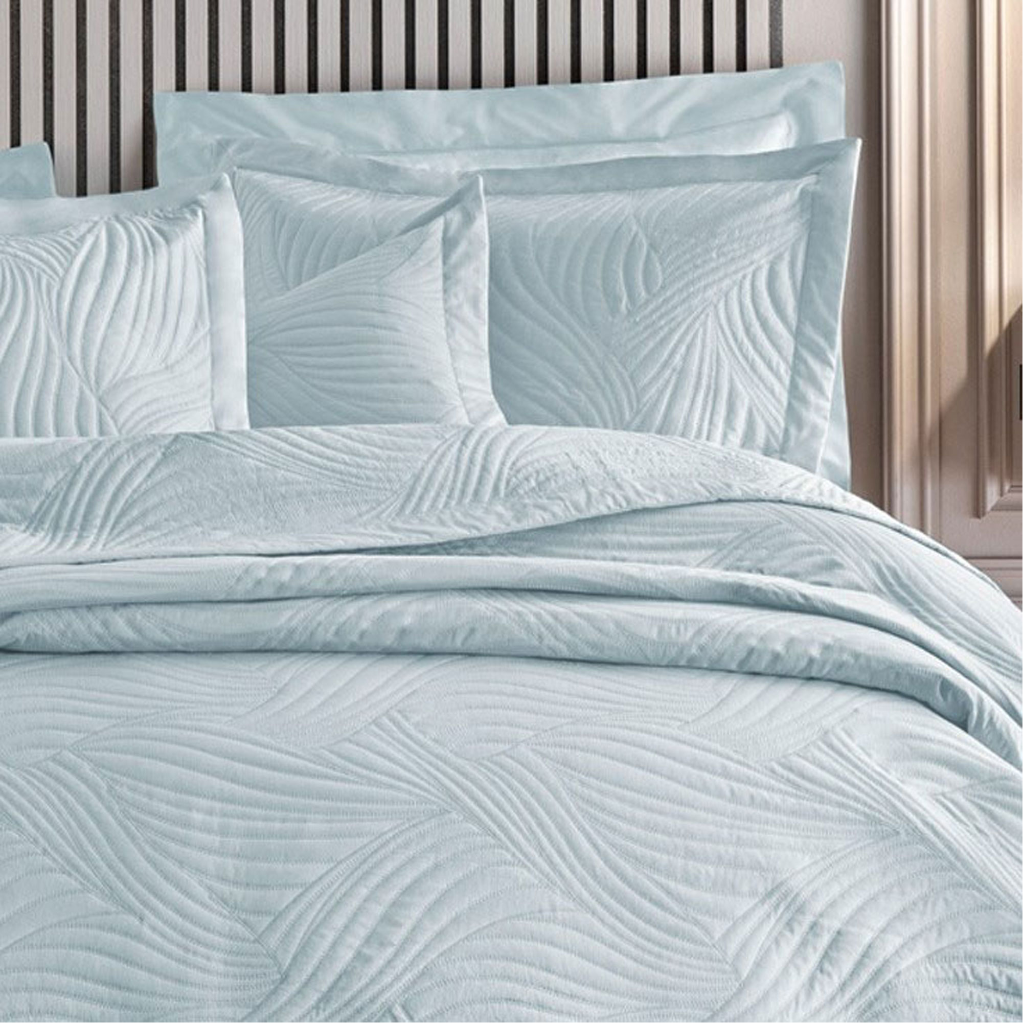 Valois Cotton Sateen Bedspread