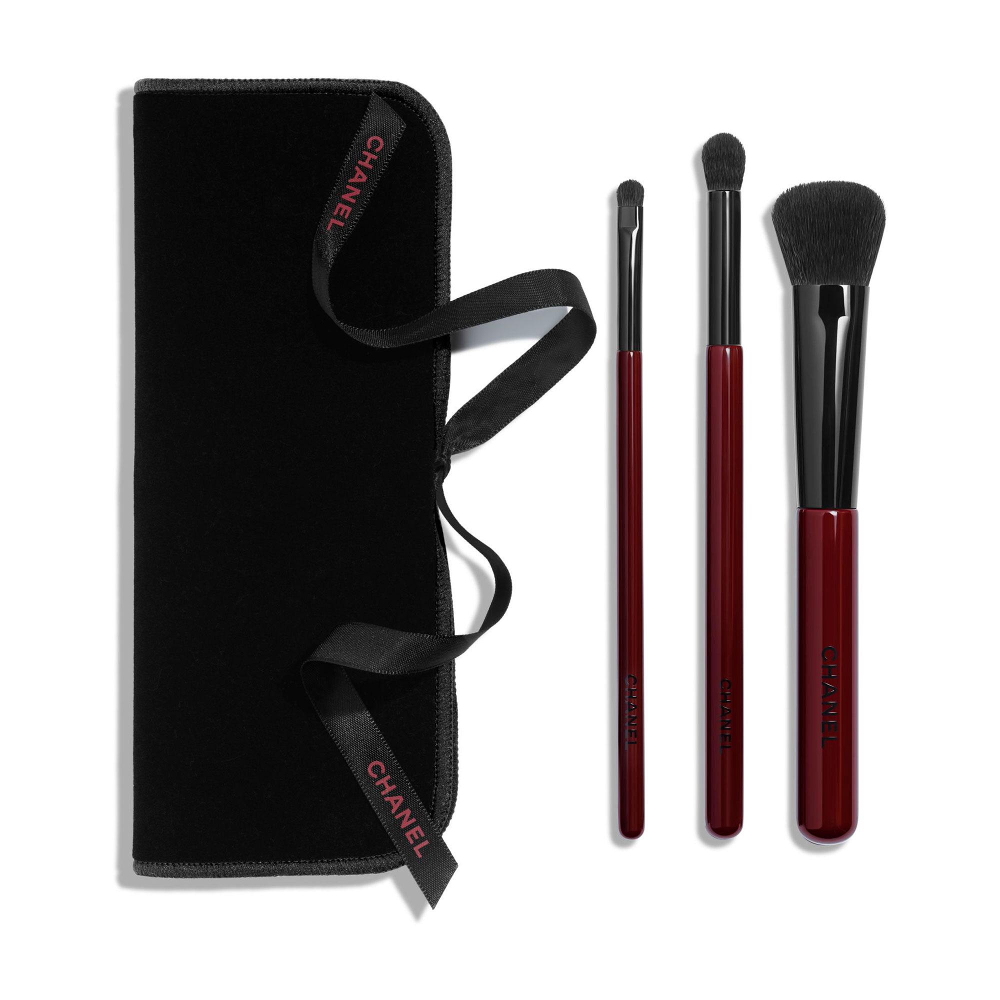 Les Pinceaux 3 Professional Makeup Brushes