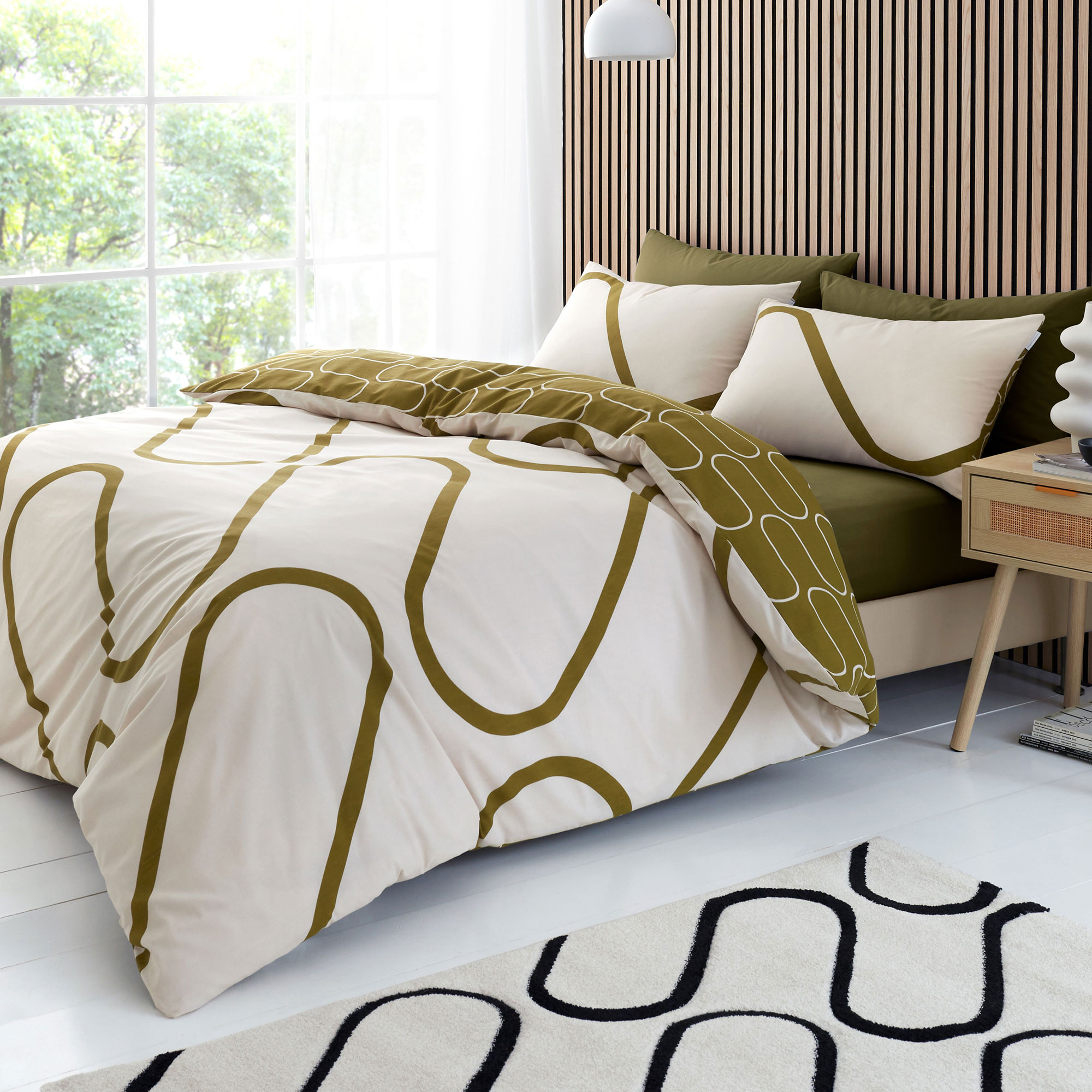 Linear Curve Geometric Duvet Set Olive