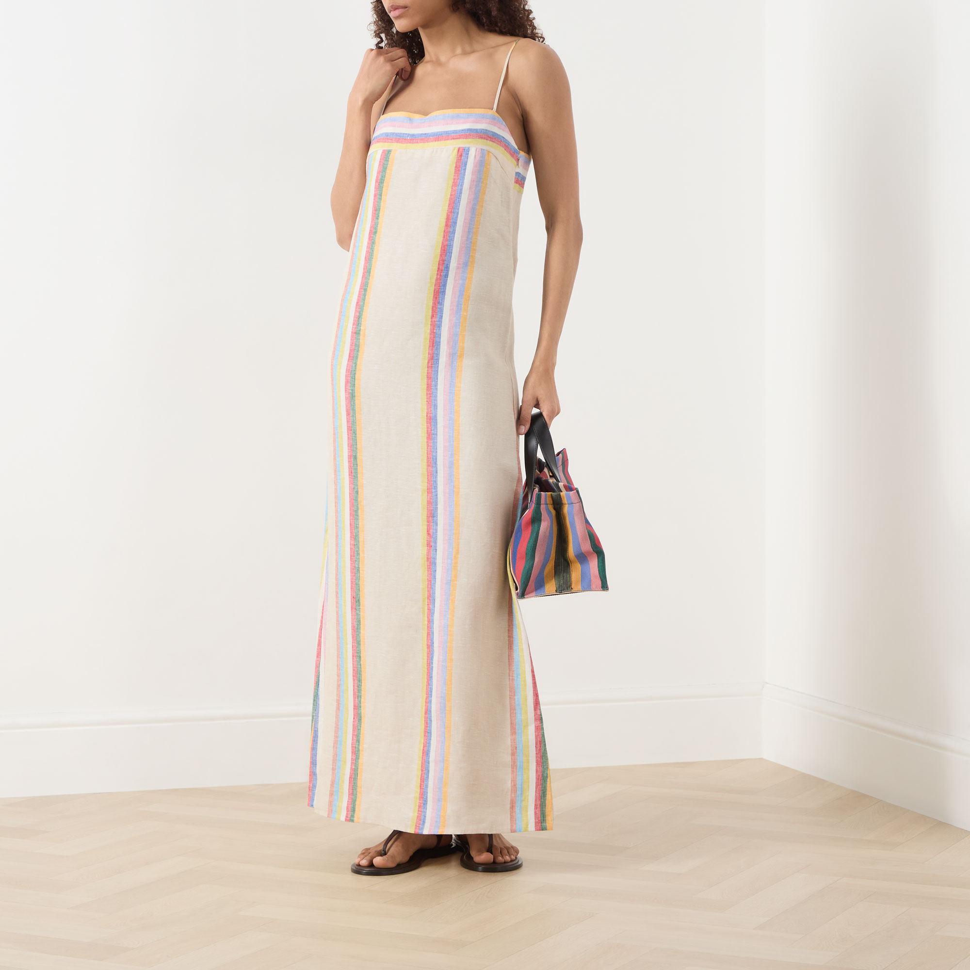 a line scoop neck chiffon dress Scoop Sleeveless Chiffon Pleated A-Line Mother of Bride Dress – Liymc