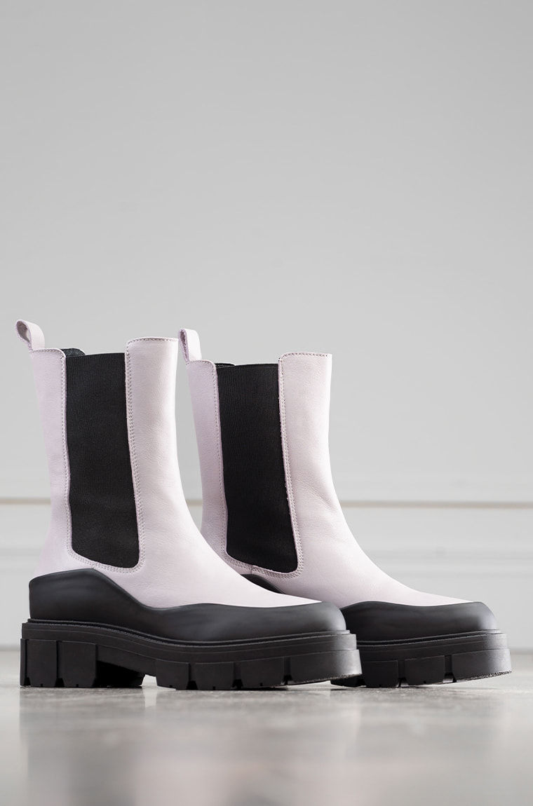 Black Boots