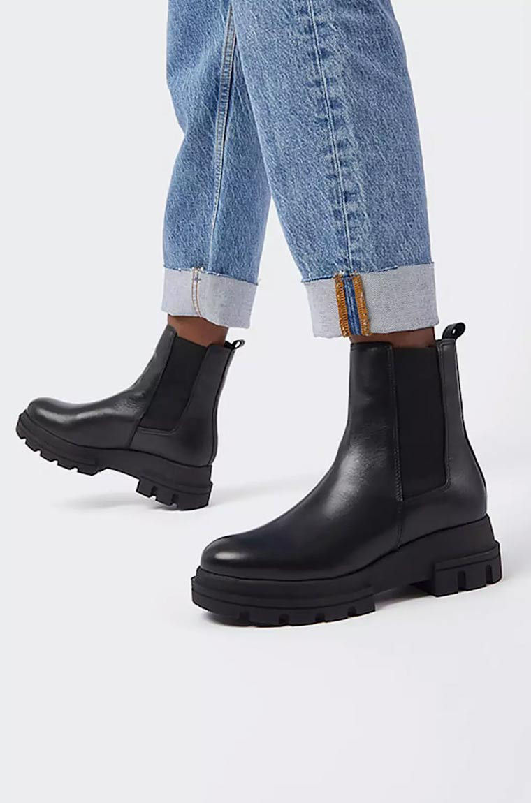Black Boots