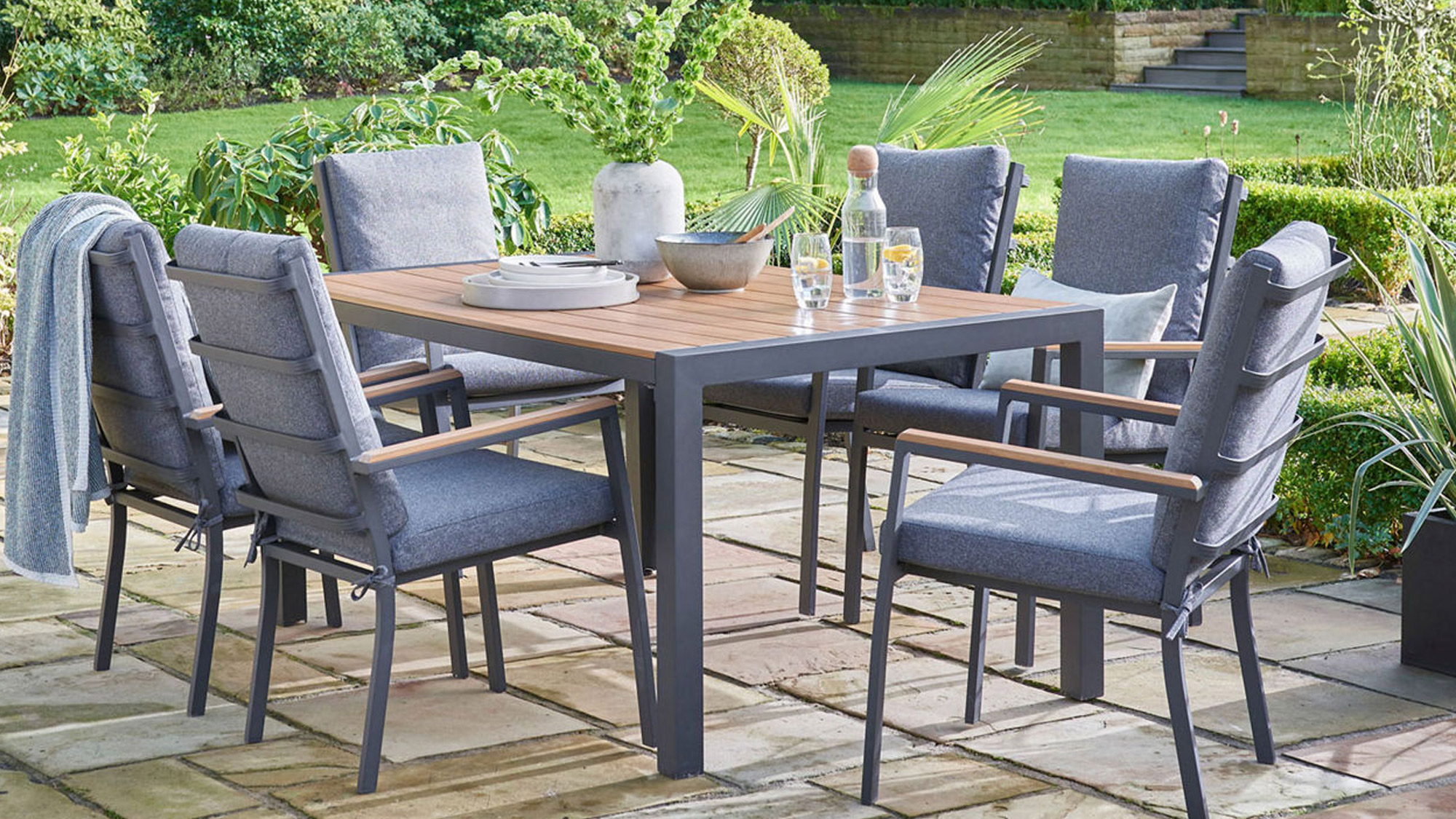 Outdoor living rathwood furniture
