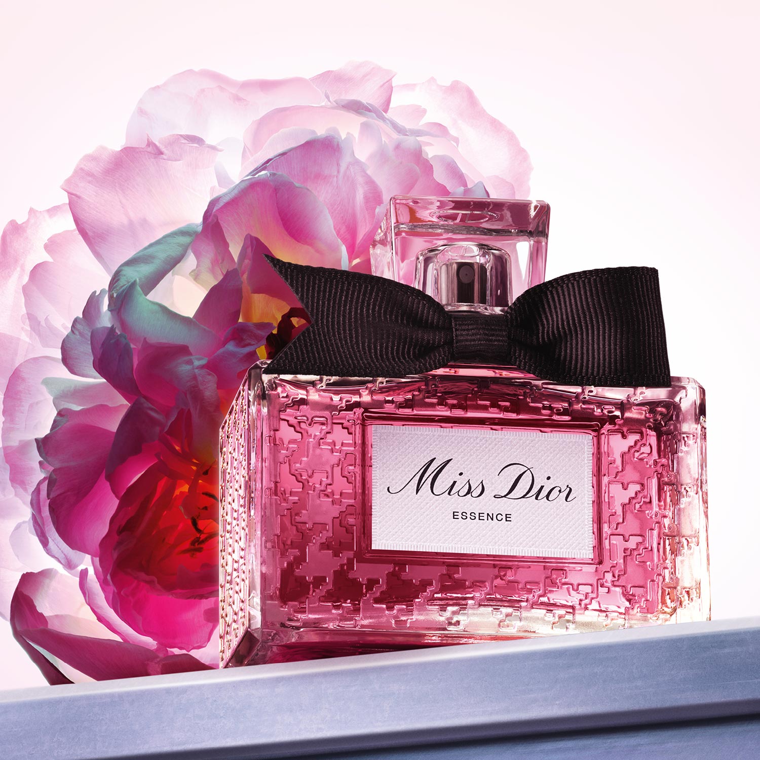 Discover The New Miss Dior Essence