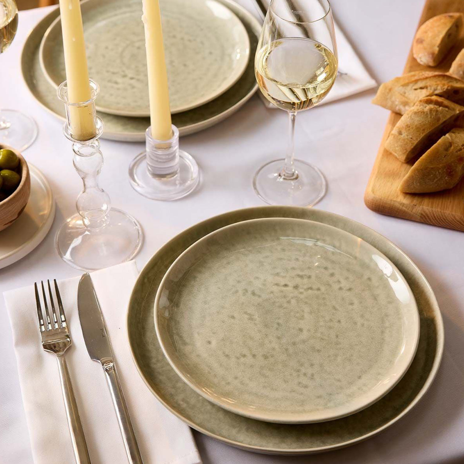 Dinnerware sale with up to 70% off World of Home opening offers