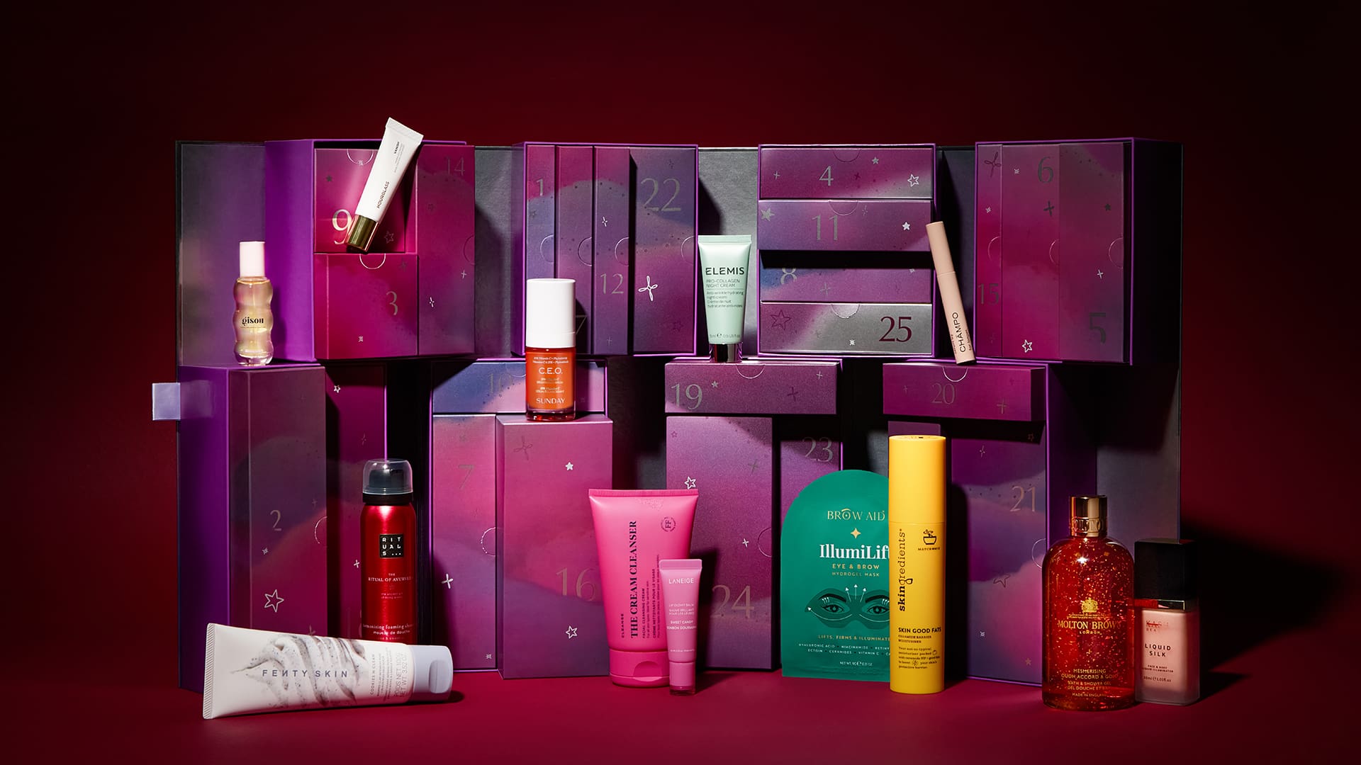 Advent calendar with beauty products, labeled 'The Festive Advent Calendar,' valued at €622.