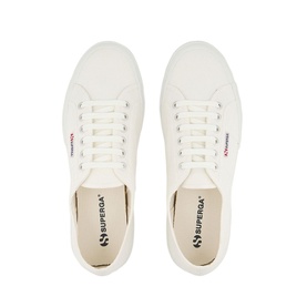 Superga 2750 Cotu Trainers in white canvas, low-top lace-up style with embossed eyelets and vulcanised gum sole, overhead view