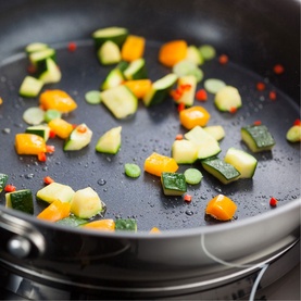 7000 Non-Stick Sauteuse Pan 28cm