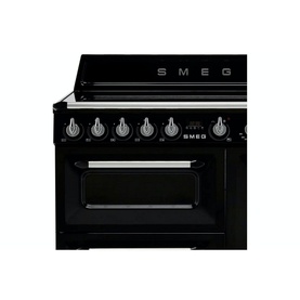 Smeg Victoria Cooker in black with induction hob, chrome knobs, and single oven cavity, front-facing view