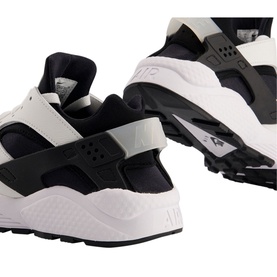 Air Huarache Trainers