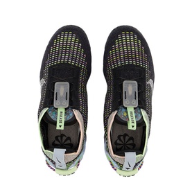 Nike Air Vapourmax 2020 Trainers in black, top-down view showing multicolour knit upper, iridescent insole and tonal lacing system