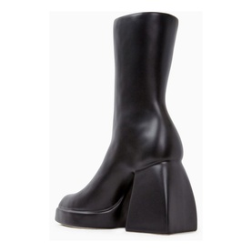 Bulla Corta Right Boot Vase Black