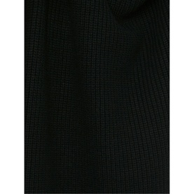 Phase Eight Austina Chunky Stitch Knit Dress in green, close-up of chunky knit texture with balloon sleeve detail visible