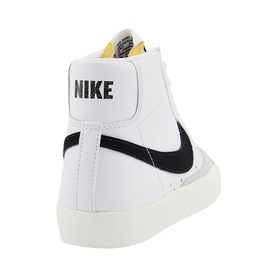 Blazer Mid 77 Trainers