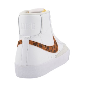 Blazer Mid 77 Trainers