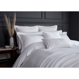 Fine Linens Oro Duvet Cover White