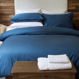 Hotel Suite 540 Thread Count Duvet Set Navy