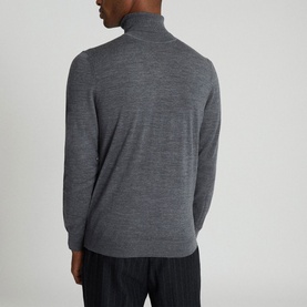 Caine Rollneck