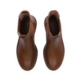 Gianvito Rossi Chester Boots 20 in brown leather, Chelsea style with elastic side panels, viewed from above showing pair