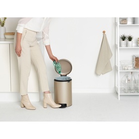 New Icon Pedal Bin