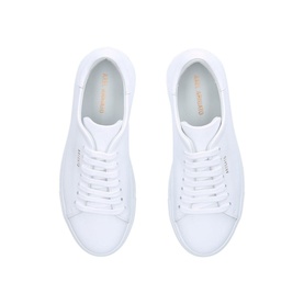 Clean 90 Trainers