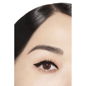 Signature de Chanel Intense Longwear Eyeliner Pen