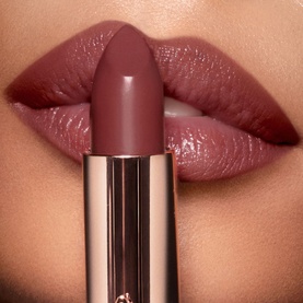 KISSING Pillow Talk Intense