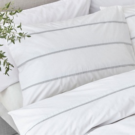 Halstead Pleat Duvet Set White-Grey