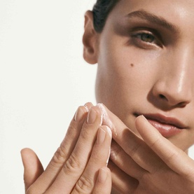 Cr&egrave;me de la Mer Moisturizing Cream