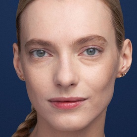 Double Wear Stay-In-Place Foundation SPF 10