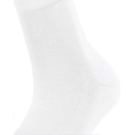 Falke Cool Kick Socks in white, ankle-length with textured moisture-wicking fabric and cushioned plush sole detail