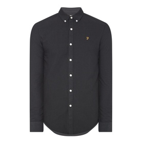 Farah Vintage Brewer Slim Fit Shirt in black, button-down collar, long sleeves, gold logo badge on chest