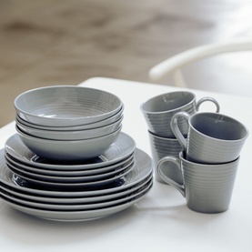Gordon Ramsay Maze Dark Grey 16 Piece Dinner Set