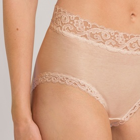 Moments Maxi Brief