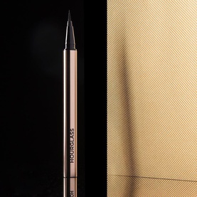 Voyeur waterproof Liquid liner