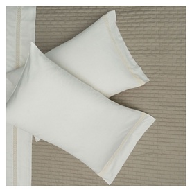 Diamantine Housewife Pillowcase Pair