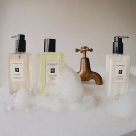 English Pear & Freesia Bath Oil