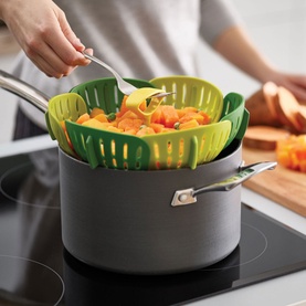 Bloom&trade; Folding Steamer Basket