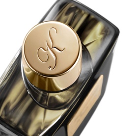 Kilian Paris Black Phantom Memento Mori Refillable EDP 100ml, dark amber bottle with gold monogram cap, close-up detail