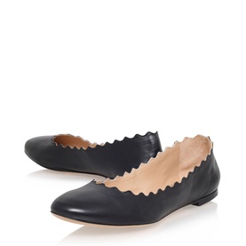 Scallop Edge Ballet Flats