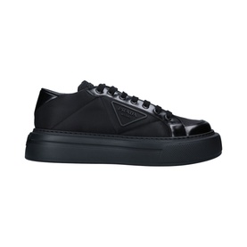 Macro Low Top Trainers
