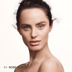 The Luminous Lifting Cushion Foundation SPF20