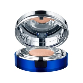 La Prairie Skin Caviar Essence-in-Foundation SPF25 in Petale, 30ml, shown in open blue and silver compact