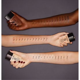 Teint Idole Ultra Wear Nude SPF 19