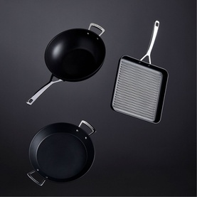 Toughened Non-Stick Ribbed Square Grill 28cm