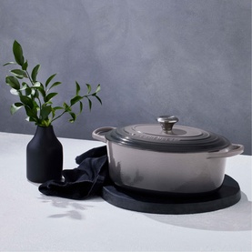 Signature Cast Iron Oval Casserole 29cm