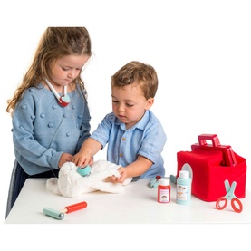 Wooden Doctor's Play Set
