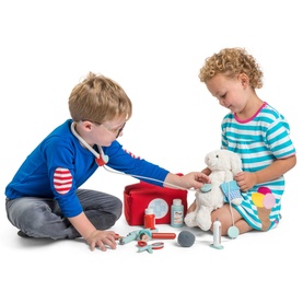Wooden Doctor's Play Set