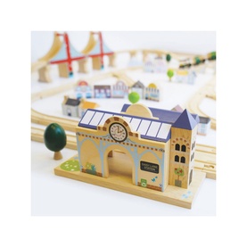 Royal Express 180 Piece Train Set