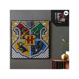 Harry Potter&trade; Hogwarts&trade; Crests